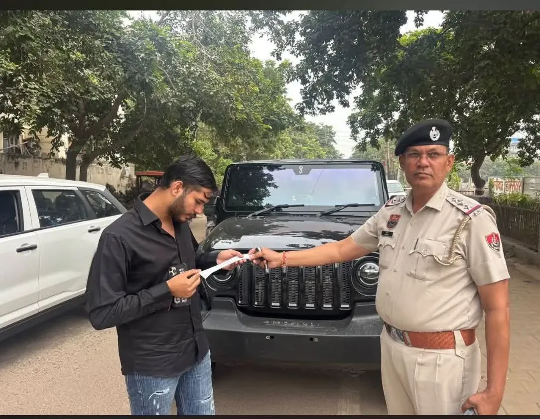 🚨 गुरुग्राम की सड़कों पर 7 दिन में 40 हजार से ज्यादा ट्रैफिक चालान. कैमरों ने भी नहीं छोड़ा!