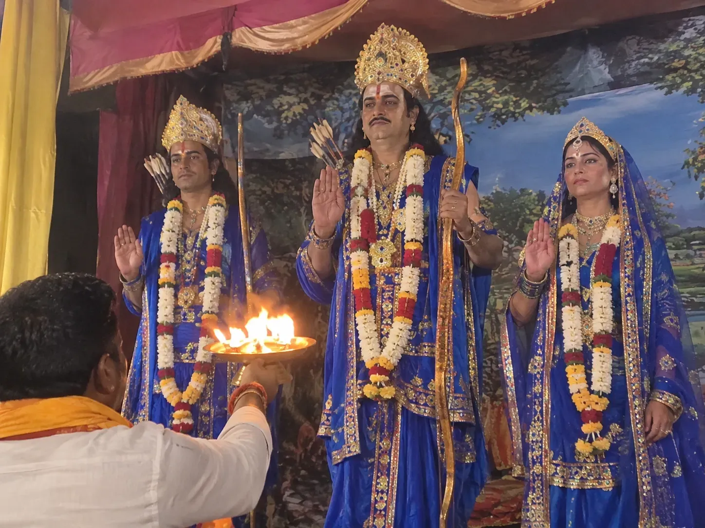 चीनोर में गूंजे प्रभु श्री राम के जयकारे, श्री कृष्ण कला पथक मंडल द्वारा भव्य रामलीला का शुभारंभ!