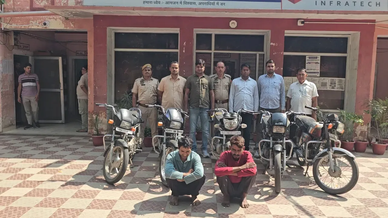 जयपुर में वाहन चोरों के खिलाफ चौमूं पुलिस की बड़ी कार्रवाई, 5 मोटरसाइकिलें बरामद