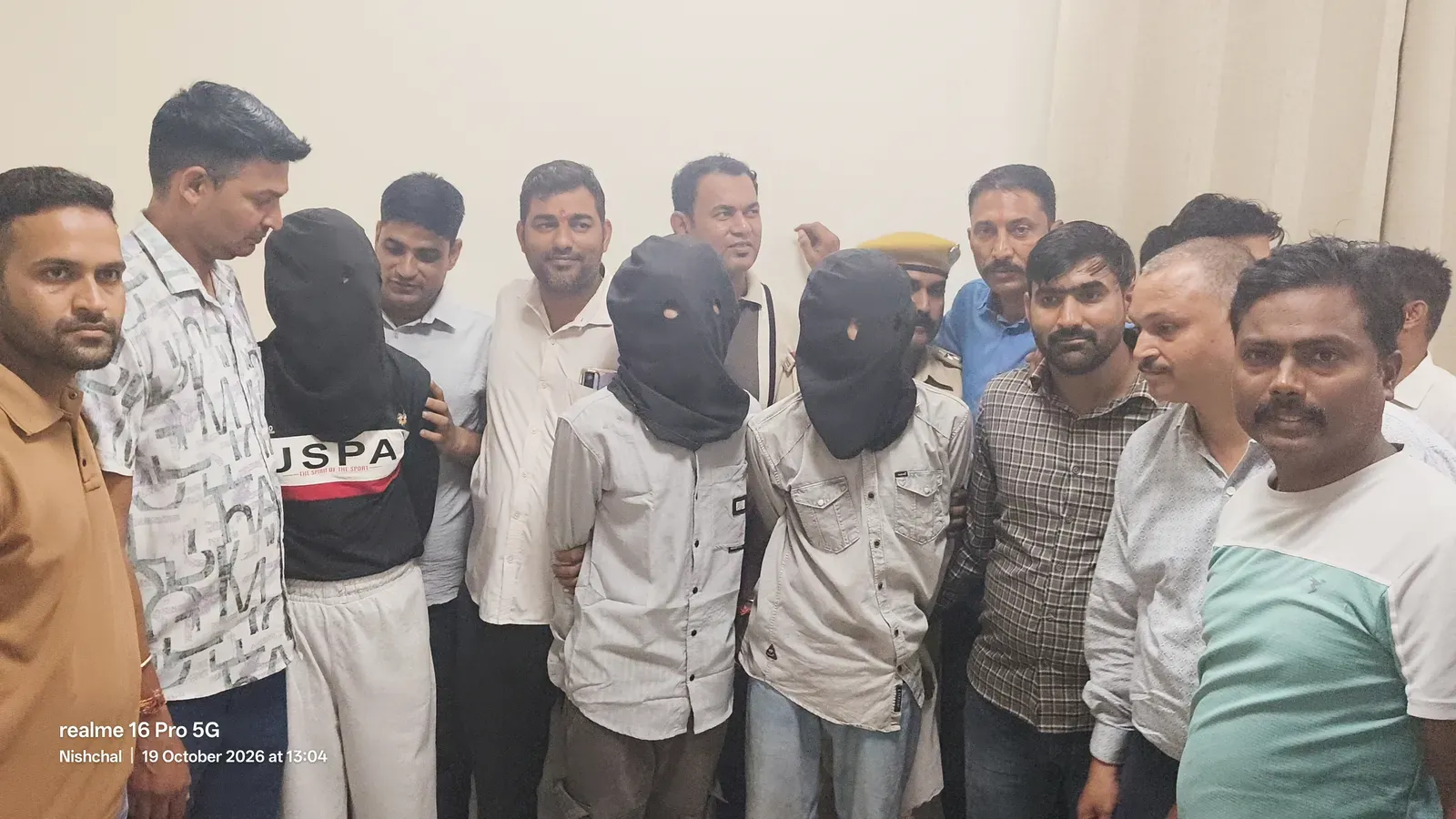 टाइगर श्रॉफ फायरिंग मामले में बड़ा एक्शन, कोटा में तीन आरोपी पकड़े गए